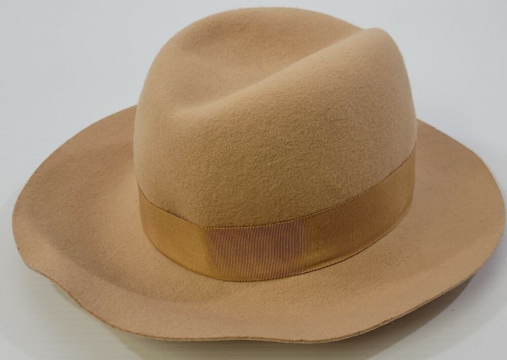 D) Vintage Astre Bloomingdale's Beige 100% Wool Lady Women's Hat Made In USA